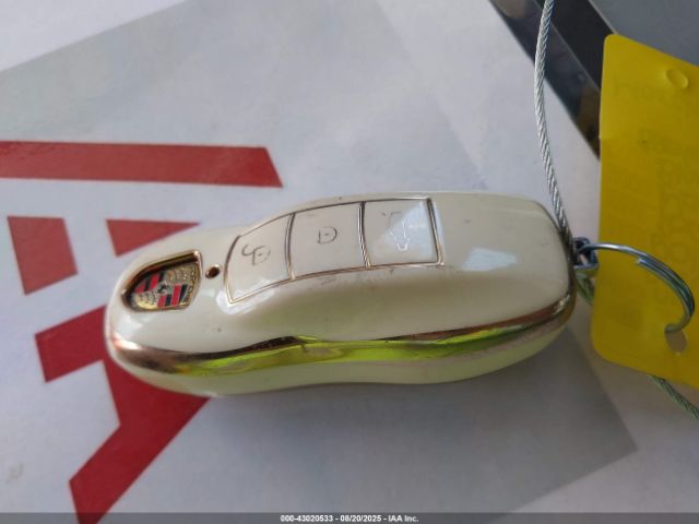 2018 PORSCHE MACAN WP1AA2A56JLB20620 Photo 10