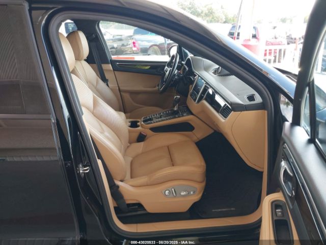 2018 PORSCHE MACAN WP1AA2A56JLB20620 Photo 4
