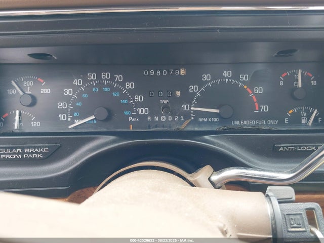 43020623 :رقم المزاد ، 1G4HR53L2NH557668 vin ، 1992 Buick Lesabre Limited مزاد بيع