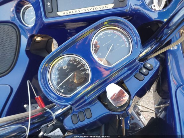 2015 HARLEY-DAVIDSON FLTRUSE 1HD1TAN1XFB957072 Photo 6