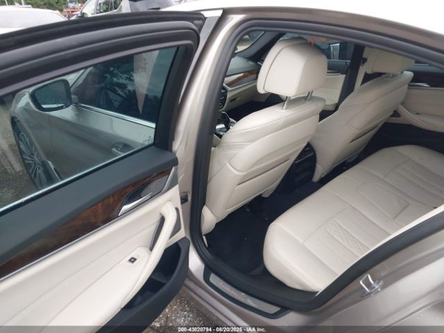 2019 BMW 540I WBAJE5C58KWW19033 Photo 7
