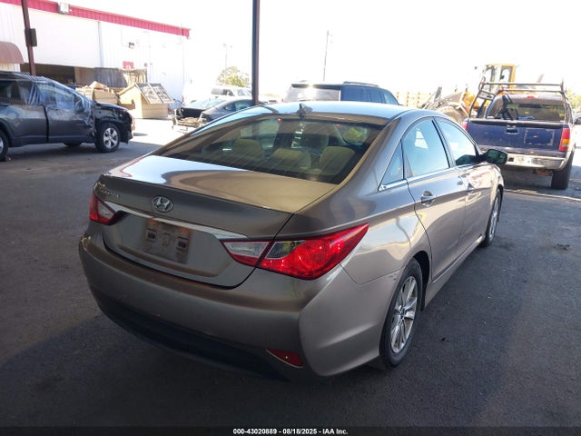 Hyundai gamma 2014 5NPEB4ACXEH933057 Image 4