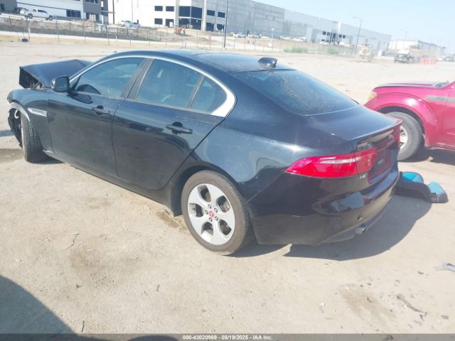 2017 JAGUAR XE SAJAR4BGXHA974636 Photo 2