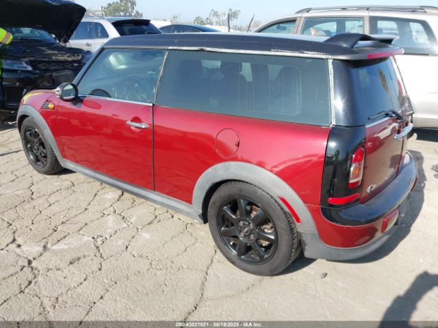 2010 MINI COOPER CLUBMAN WMWML3C53ATX37790 Photo 2