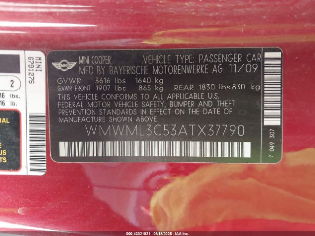 2010 MINI COOPER CLUBMAN WMWML3C53ATX37790 Photo 8