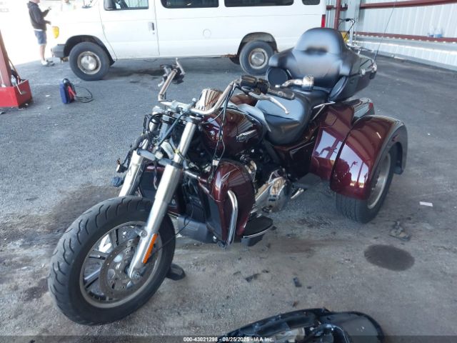 2019 HARLEY-DAVIDSON FLHTCUTG 1HD1MAF15KB854566 Photo 1