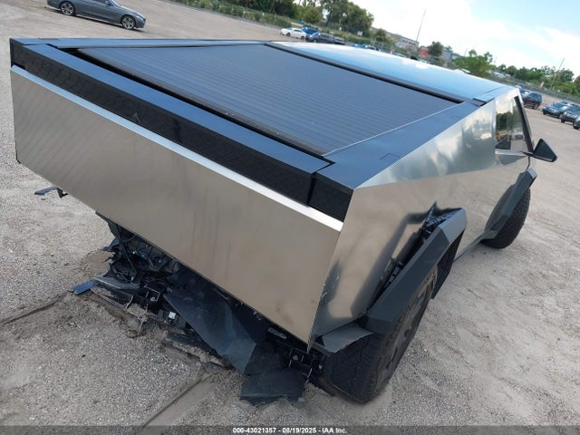 2024 TESLA CYBERTRUCK 7G2CEHED4RA025792 Photo 3