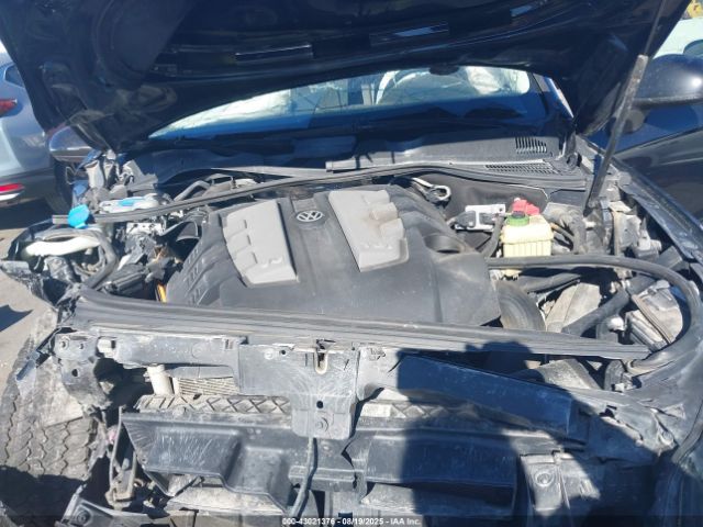 2016 VOLKSWAGEN TOUAREG WVGEP9BP8GD000603 Photo 9