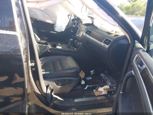 2016 VOLKSWAGEN TOUAREG WVGEP9BP8GD000603 Photo 4