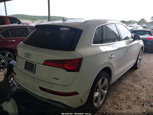 2021 AUDI Q5 WA1BAAFY8M2034944 Photo 3
