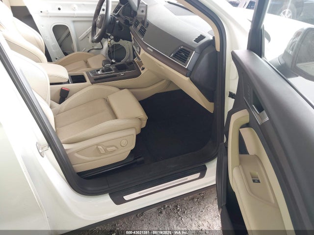 2021 AUDI Q5 WA1BAAFY8M2034944 Photo 4