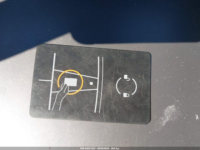 2022 TESLA MODEL 3 5YJ3E1EA1NF323603 Photo 10