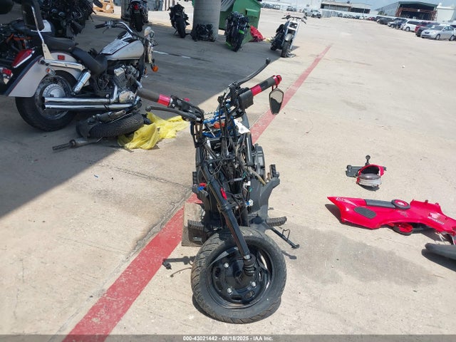 3H1JK0700ND003372 Honda NVA110 B