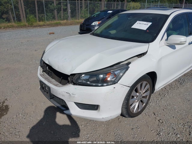 Honda j35y1 2014 1HGCR3F88EA042145 Image 6