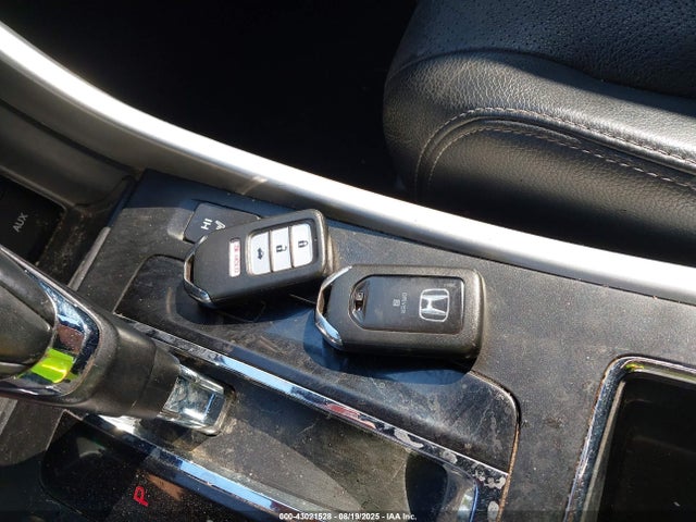 Honda k24w1 2014 1HGCR2F86EA076448 Image 11