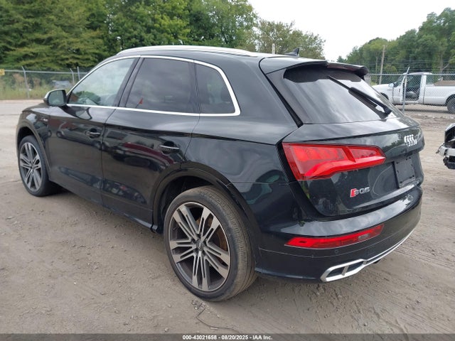 2018 AUDI SQ5 WA1A4AFY4J2008775 Photo 2