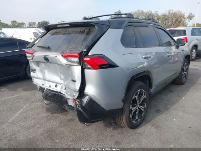 2022 TOYOTA RAV4 PRIME JTMEB3FV9ND103759 Photo 3