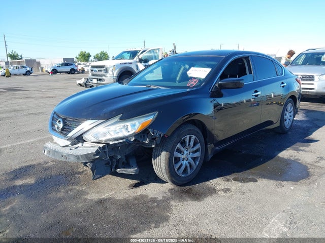 Nissan 2018 2018 1N4AL3AP9JC224754 Image 2