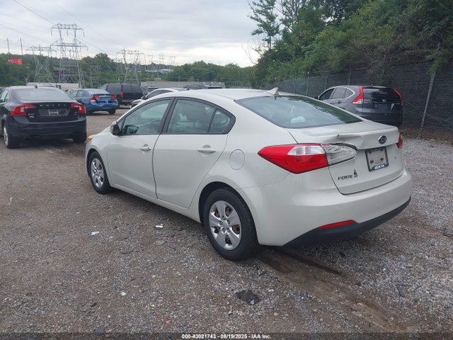 KIA dohc mpi nu 2015 KNAFK4A60F5395854 Image 3