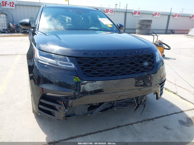 SALYM2RV4JA748157 Land Rover aj126