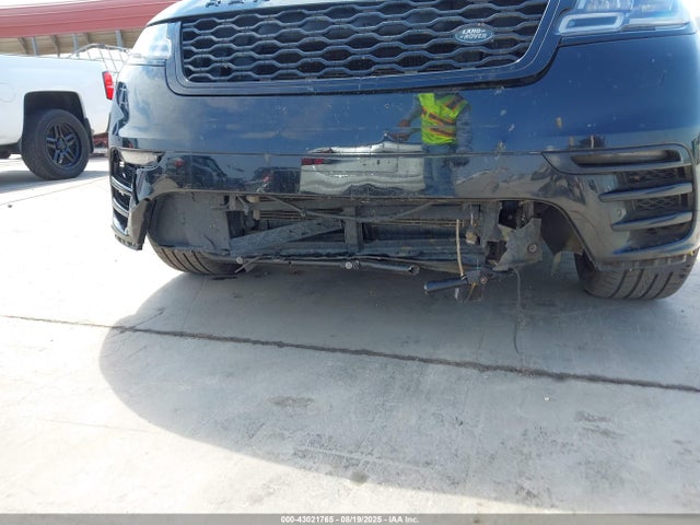 SALYM2RV4JA748157 Land Rover aj126