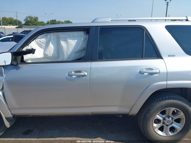 Aukcja sprzedaży 2018 Toyota 4runner Sr5, vin: JTEZU5JR3J5166728, numer aukcji: 43021769
