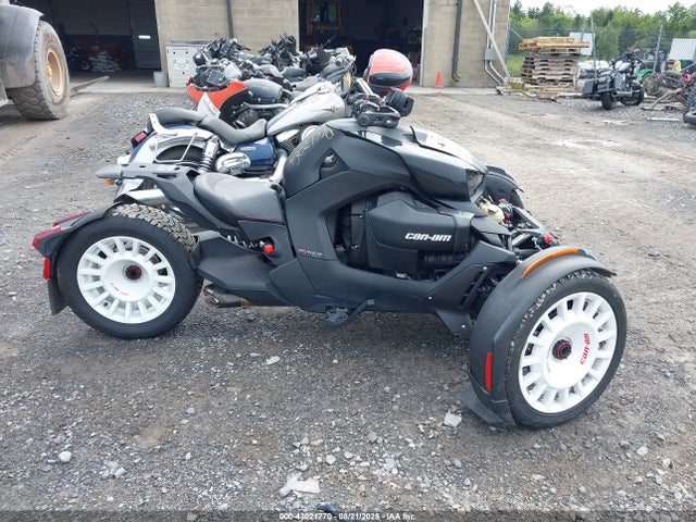 3JB2HEH43PJ000317 Can-Am 900 Ace (r)