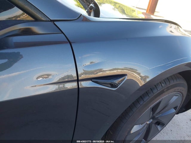 Tesla 2025 2025 5YJ3E1EAXSF999639 Image 18