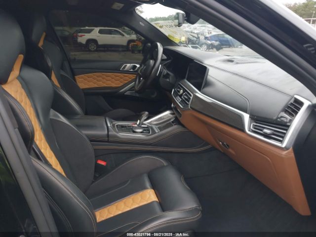 2021 BMW X6 M 5YMCY0C02M9E75436 Photo 4