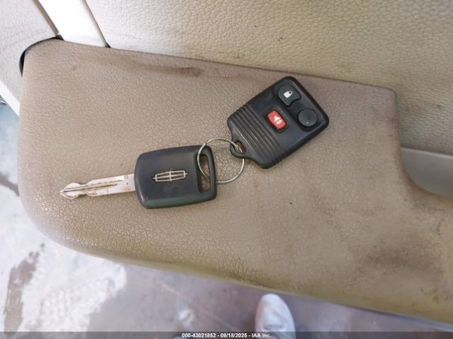 2006 LINCOLN MARK LT 5LTPW18576FJ11750 Photo 10