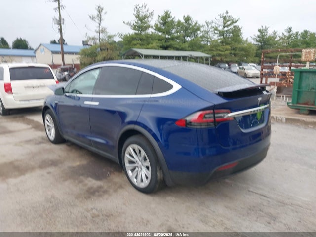 2020 TESLA MODEL X 5YJXCAE20LF263231 Photo 2