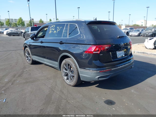 3VV3B7AX6NM016530 Volkswagen Tiguan