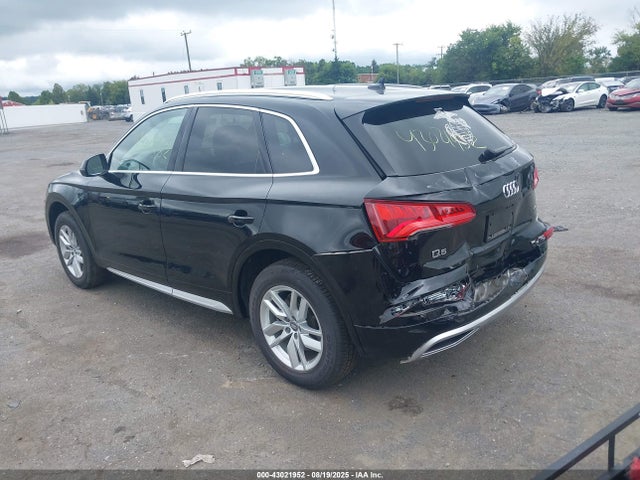 2020 AUDI Q5 WA1ANAFY6L2077192 Photo 2