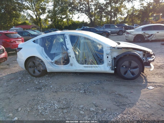 Tesla 2020 2020 5YJ3E1EA0LF597775 Image 14