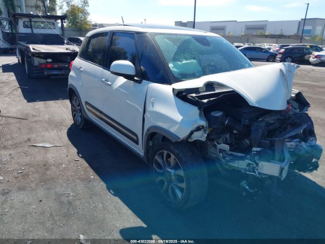 2015 FIAT 500L ZFBCFADH6FZ033156 Photo 0