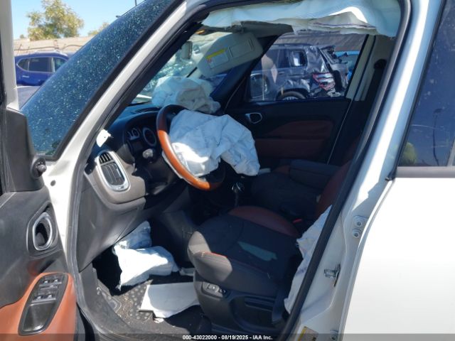 2015 FIAT 500L ZFBCFADH6FZ033156 Photo 4