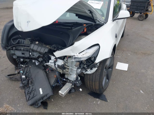 2022 TESLA MODEL 3 5YJ3E1EB7NF179869 Photo 5