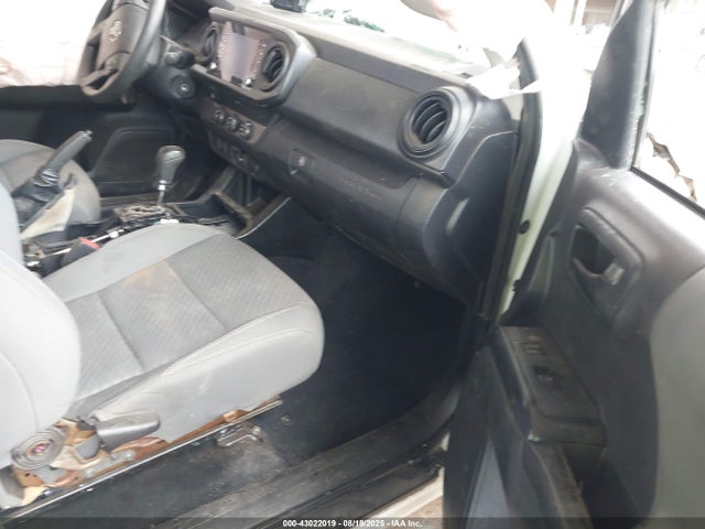 Toyota 2tr-fe 2021 3TYRX5GN0MT027871 Image 5