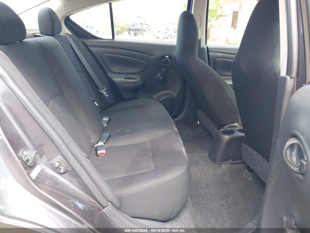 Nissan 2015 2015 3N1CN7AP1FL811484 Image 8