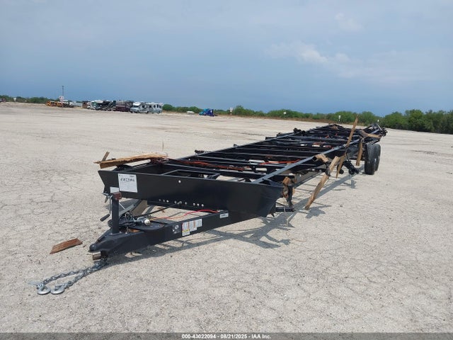4X4TCKR28LX142798 Forest River Cherokee