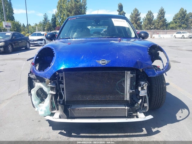 WMWXU1C5XK2J01941 Mini Hardtop