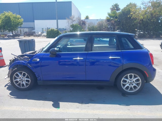 WMWXU1C5XK2J01941 Mini Hardtop