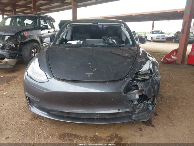 Tesla MODEL 3 2019 5YJ3E1EAXKF308125 Image 13