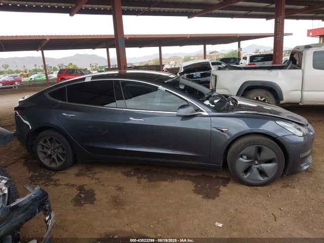 Tesla MODEL 3 2019 5YJ3E1EAXKF308125 Image 14