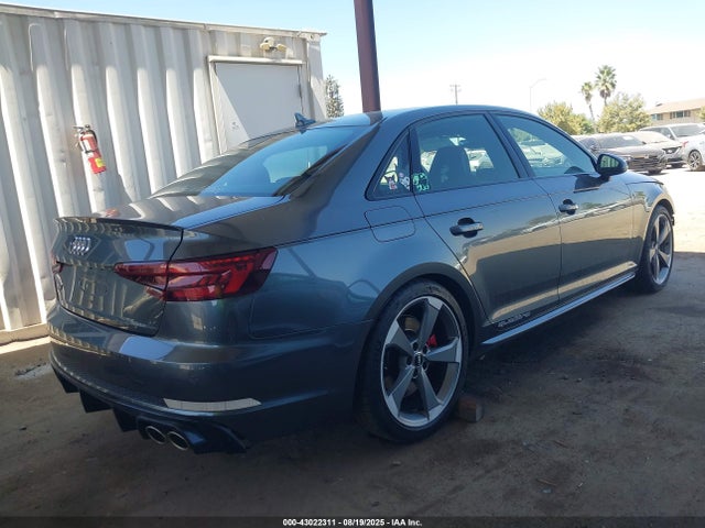 2018 AUDI S4 WAUB4AF45JA142446 Photo 3