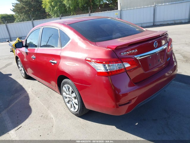 3N1AB7AP5EY241877 Nissan 2014