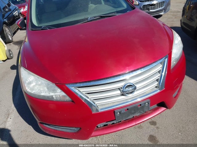 3N1AB7AP5EY241877 Nissan 2014