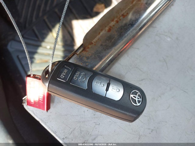 3MYDLBYV1HY195243 Toyota p5v