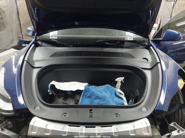 2021 TESLA MODEL Y 5YJYGDEE9MF244327 Photo 9