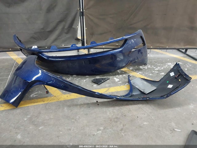 5YJYGDEE9MF244327 Tesla Model Y